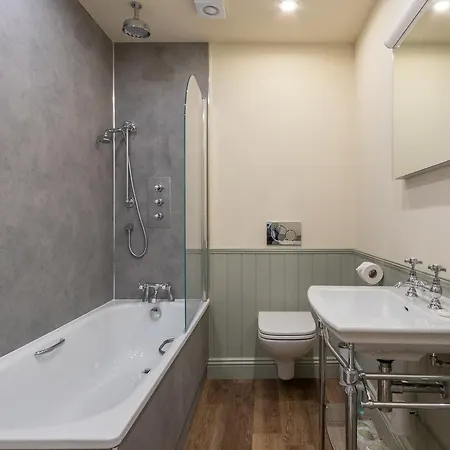 Park Inc Free Off-site Health Club 招待所