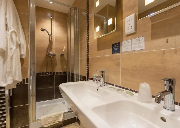 Park Inc Free Off-site Health Club Guest house